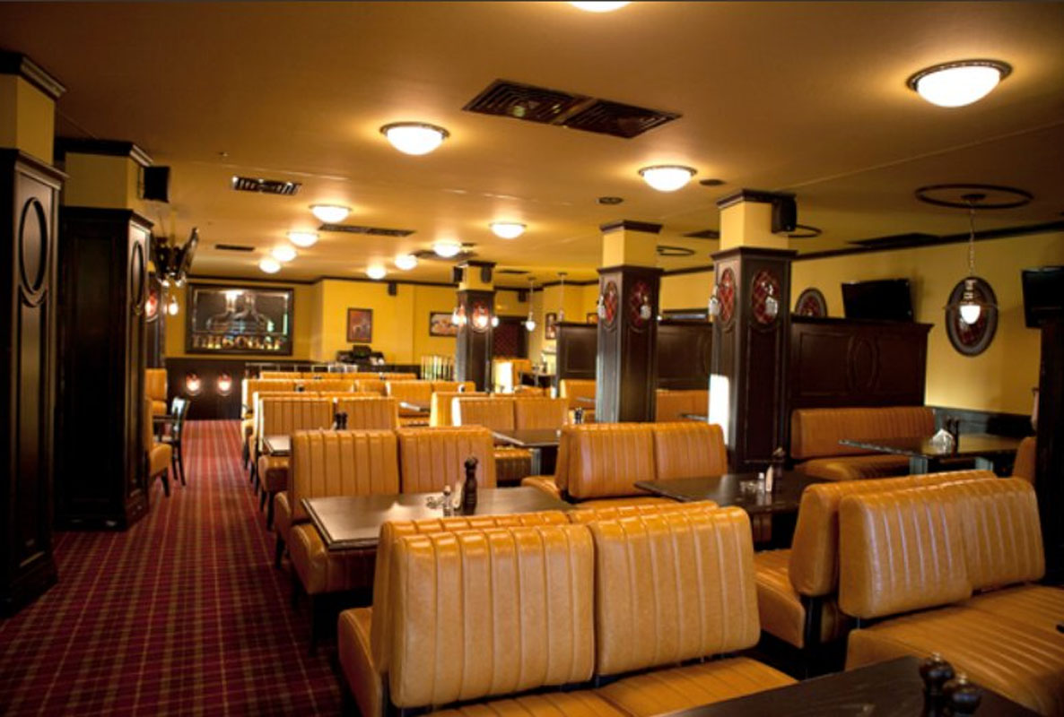 Основной зал — Пивовар на Маршала Борзова