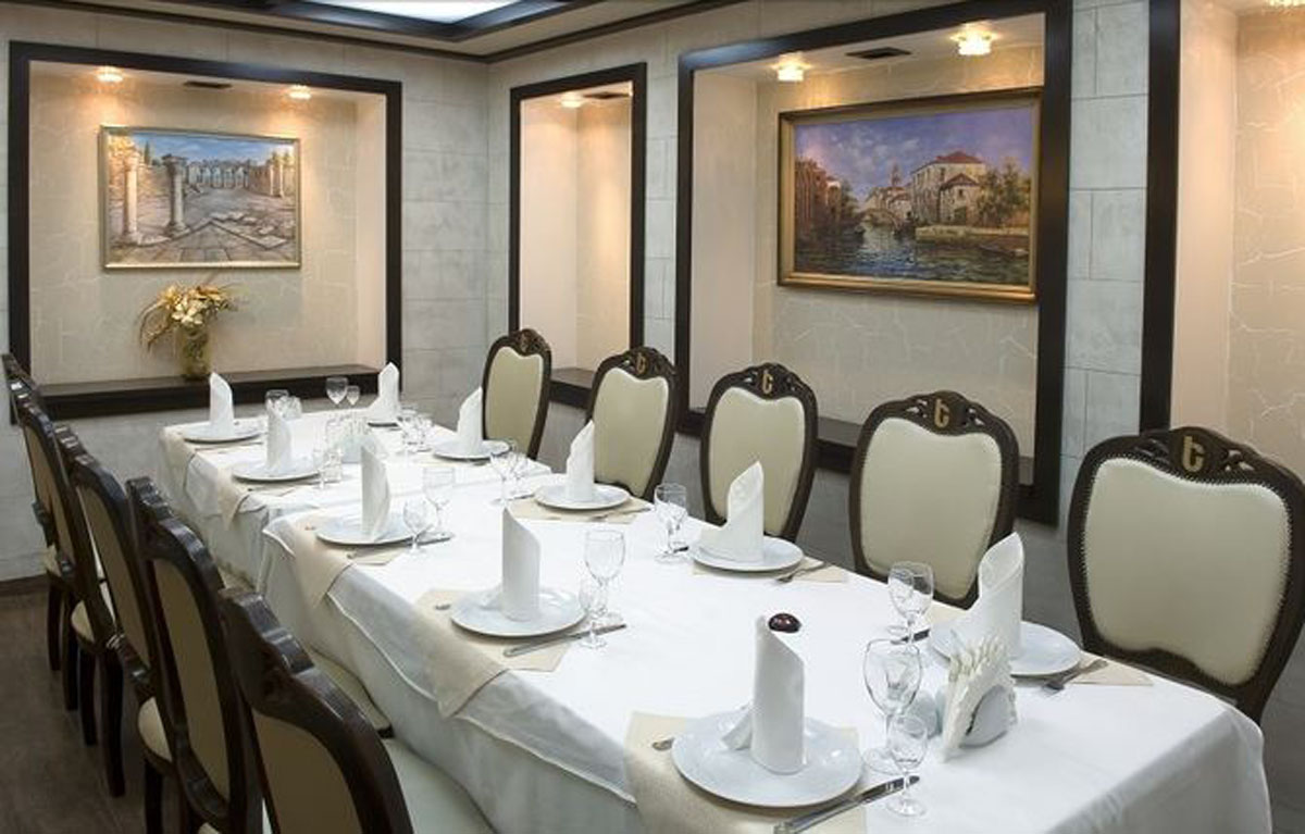 Основной зал — Ереван