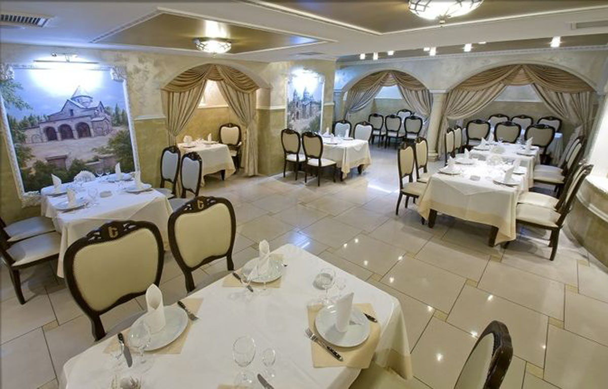 Основной зал — Ереван