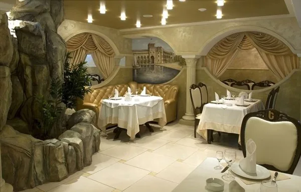 Основной зал