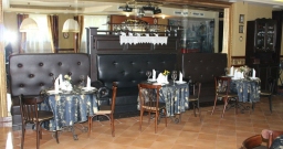 Основной зал