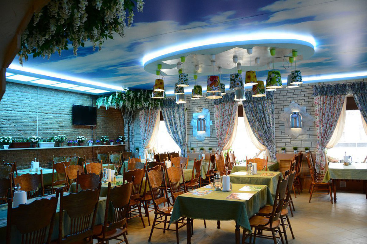 Основной зал — Огород