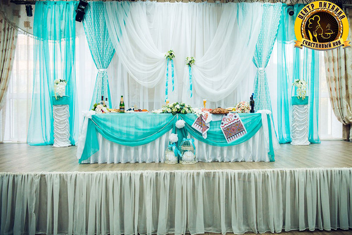 Счастливый кок — Банкетный зал, фото банкетного зала