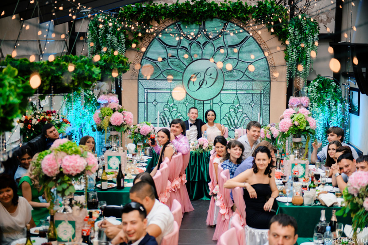 Клуб путешественников — Зал на 50 человек, фото банкетного зала