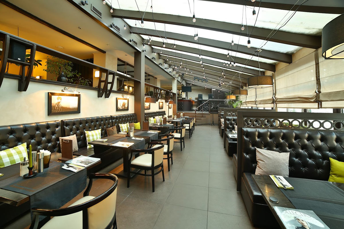 Зал на 50 человек — Клуб путешественников