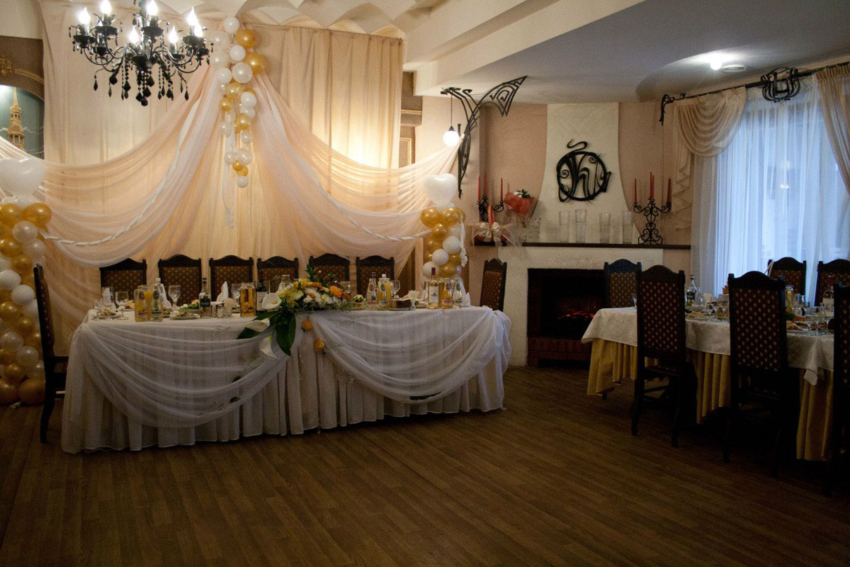 Основной зал — Ресторан Латвия