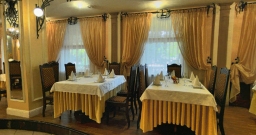 Основной зал — интерьер зала