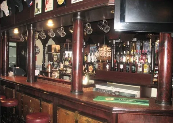 Основной зал — интерьер зала