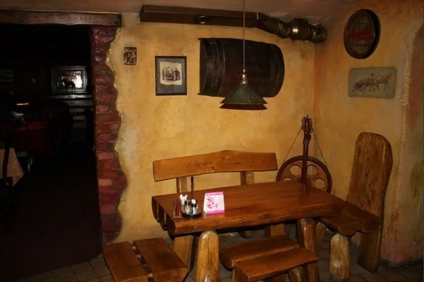 Основной зал