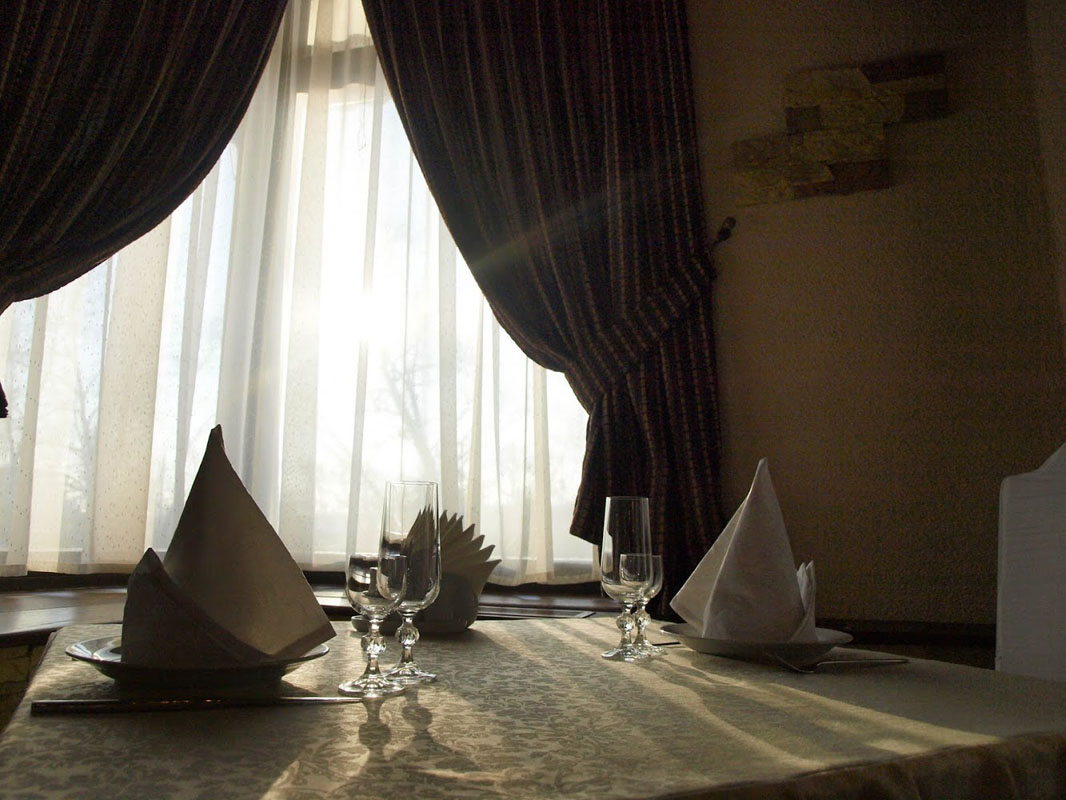 Основной зал — Ресторан Бочка