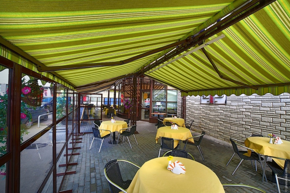 Основной зал — Кафе-бар Градусник