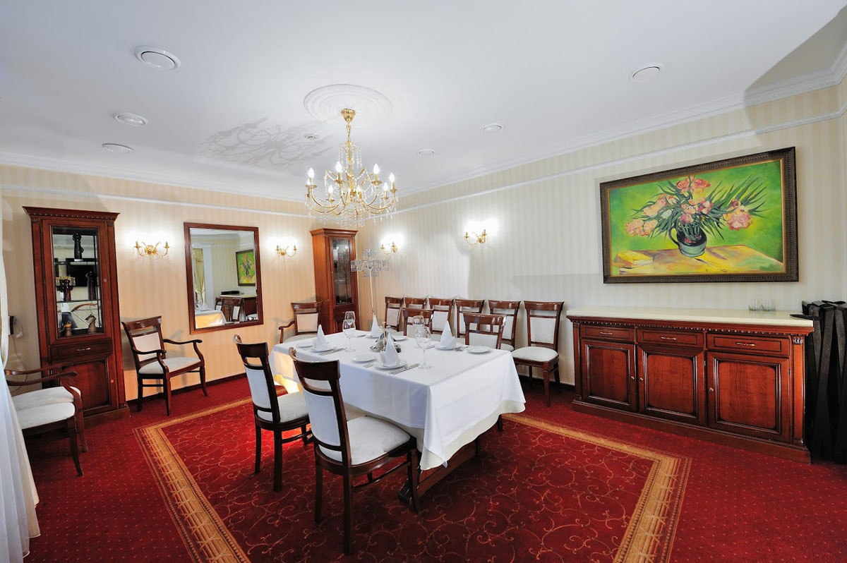 Зал на 70 человек — Для Вас