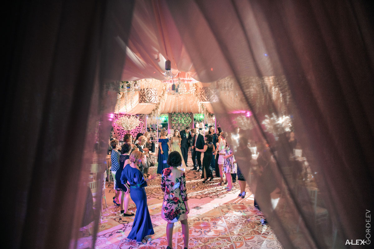 Зал на 180 человек — Для Вас