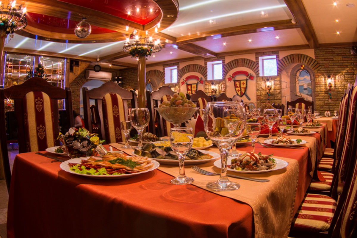 Основной зал — Бар Легенда