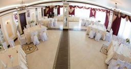 Основной зал — интерьер зала