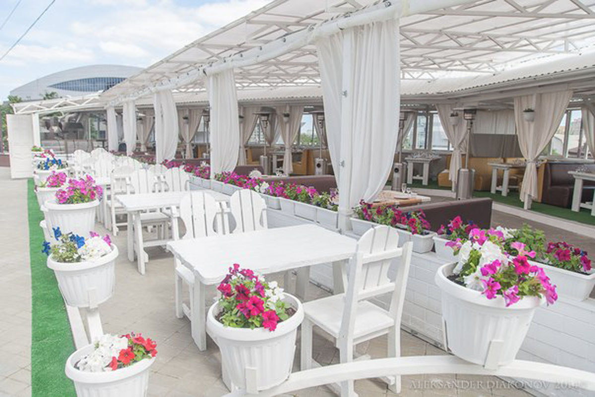 Зал на 100 человек — Art-club Iguana