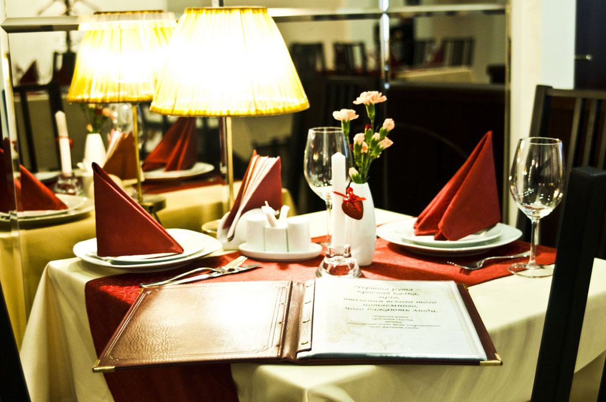 Основной зал