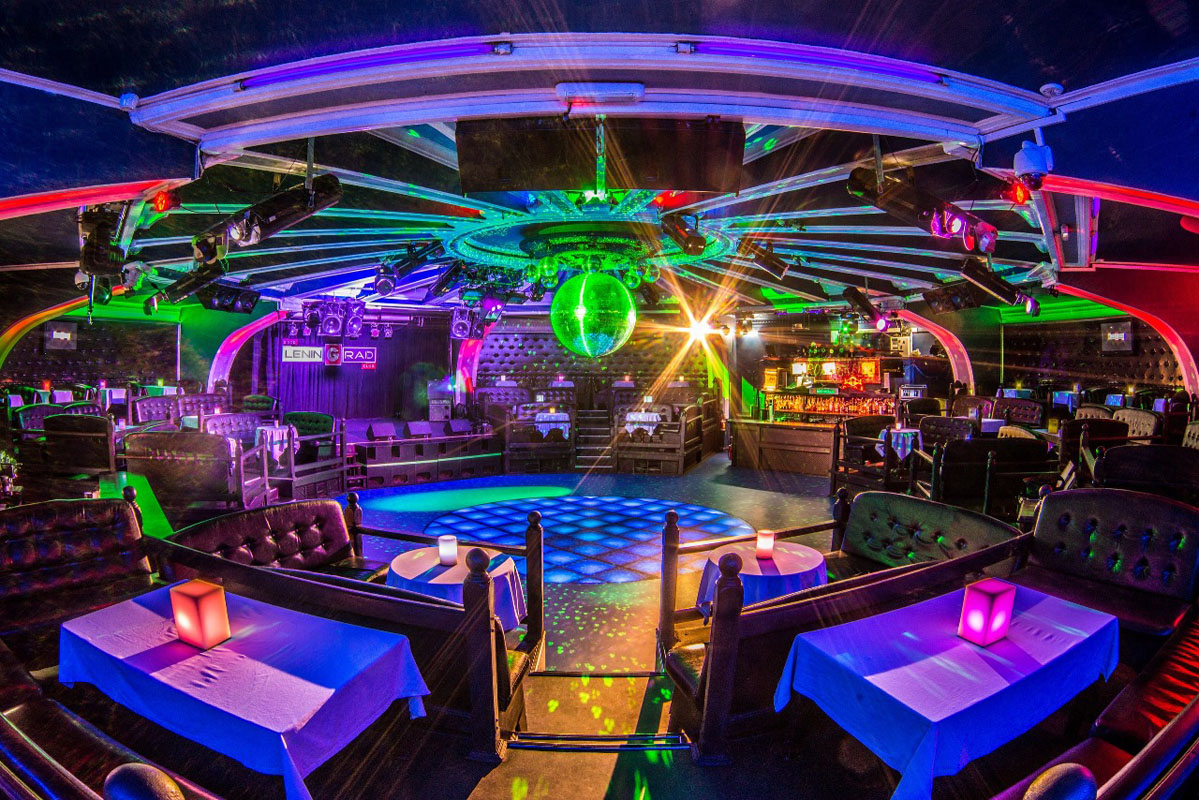 Клуб — Ресторан-клуб-караоке Leningrad / Ленинград