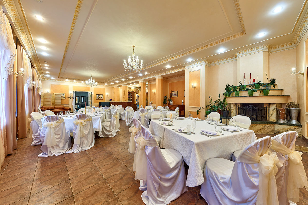 Основной зал — Кафе Град