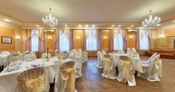 Основной зал