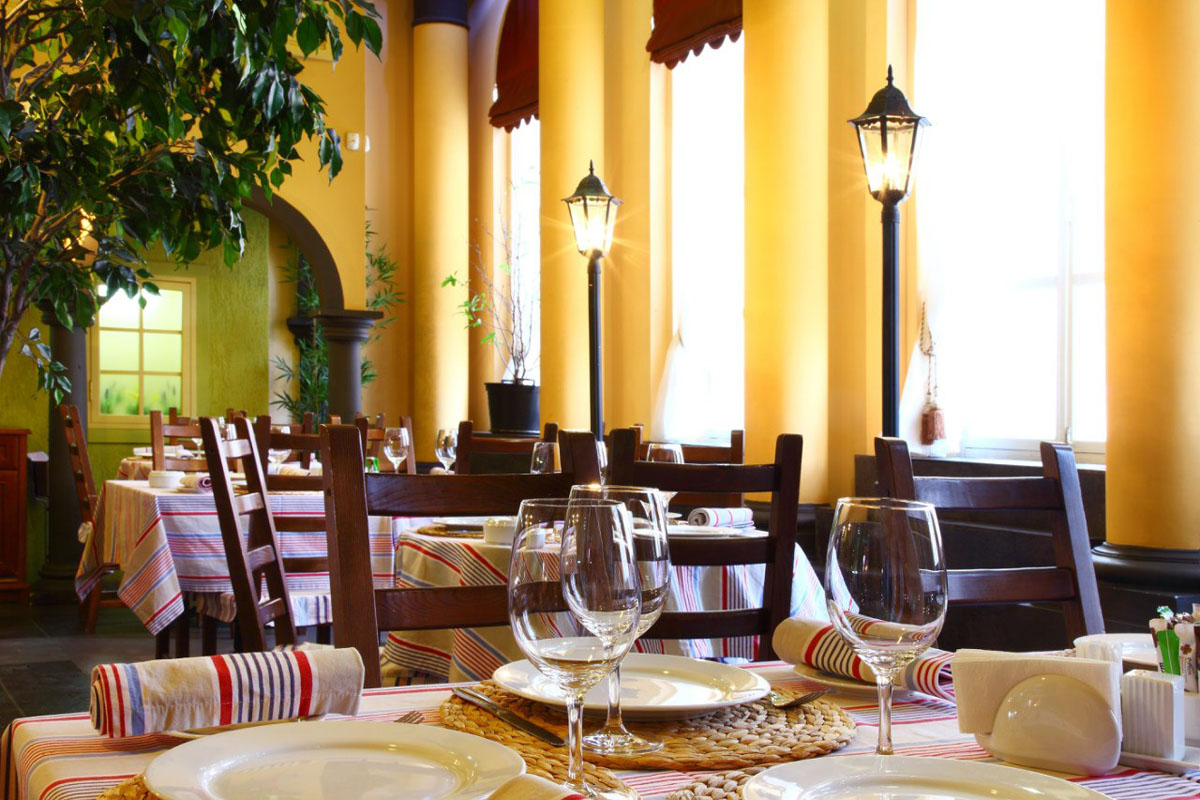 Зал на 50 человек — Монтенегро