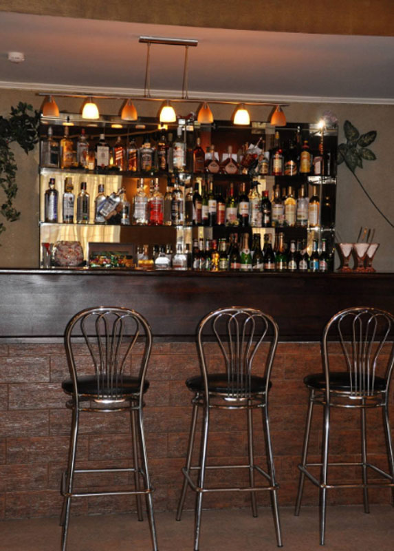 Основной зал — Уралочка