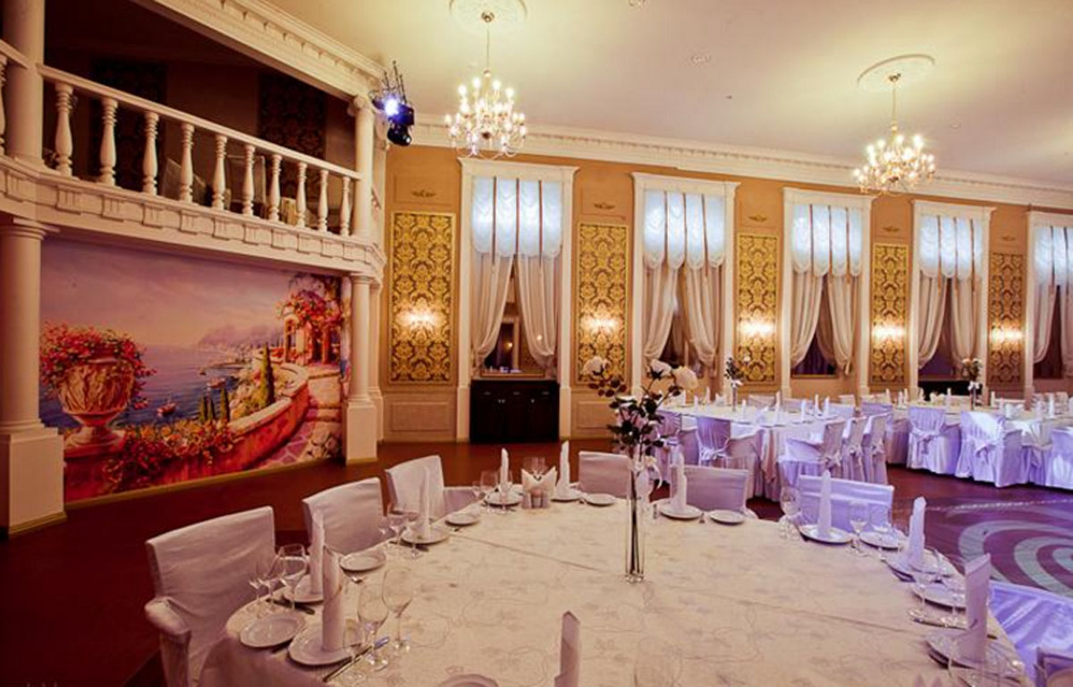 Основной зал — Гранд Холл