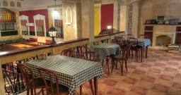 Основной зал — интерьер зала