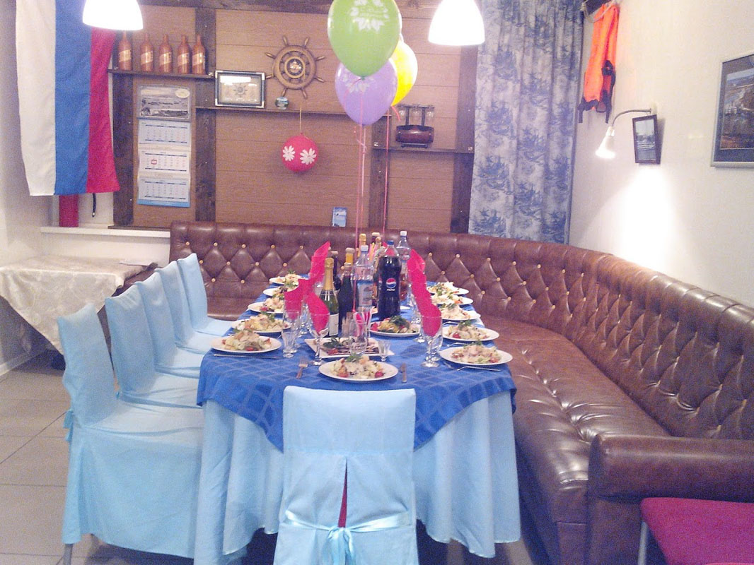 Основной зал — Кафе Алые Паруса