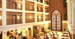 Основной зал