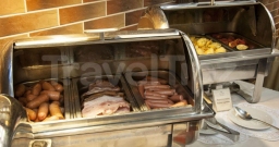 Основной зал