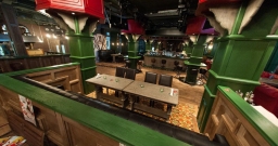 Основной зал — интерьер зала