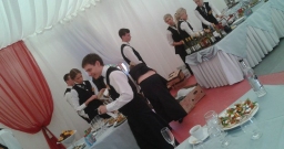 Основной зал — интерьер зала