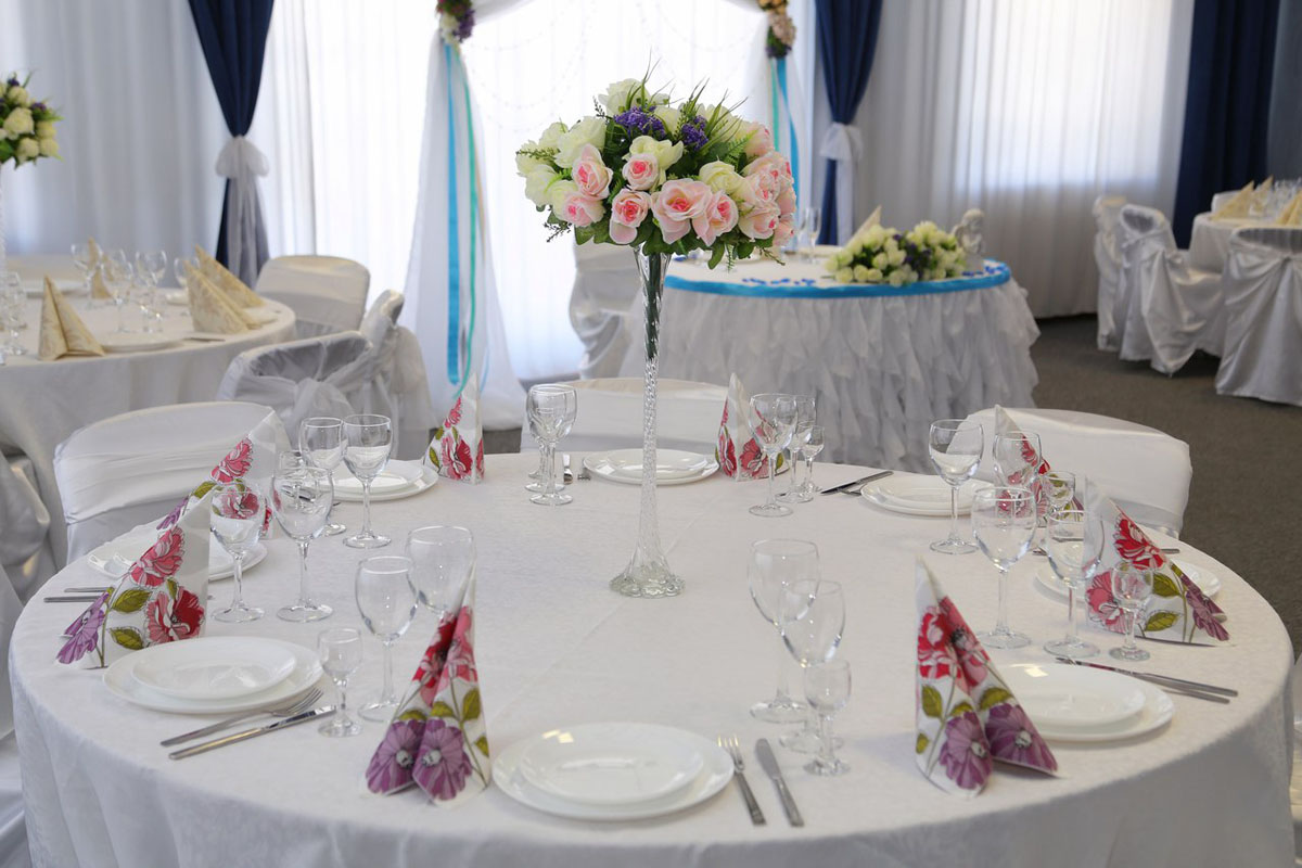 Зал на 80 человек — Николь