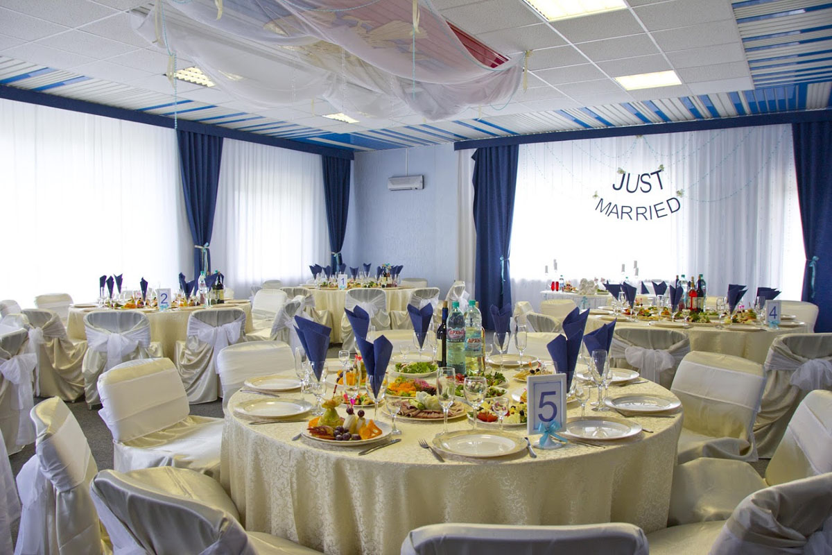 Зал на 80 человек — Николь