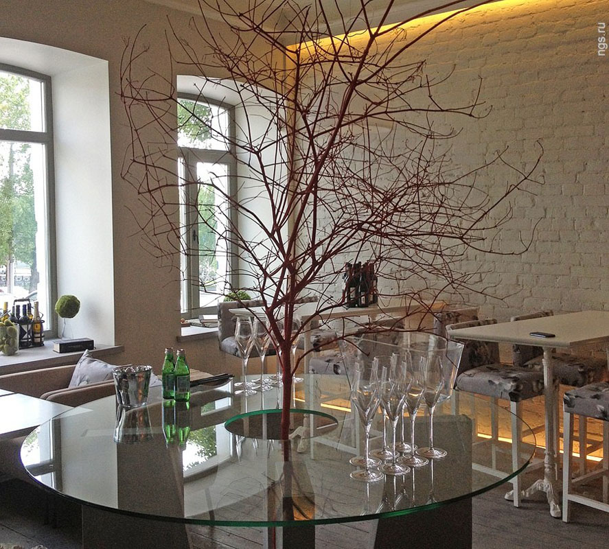 Основной зал — Хороший год