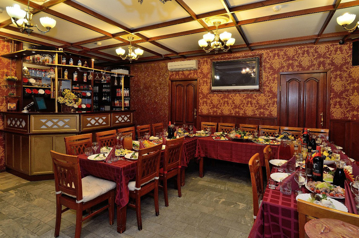 Основной зал — Пермская кухня