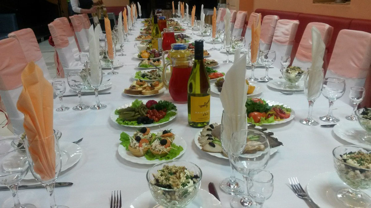 Кафе-кафе — Основной зал, фото банкетного зала