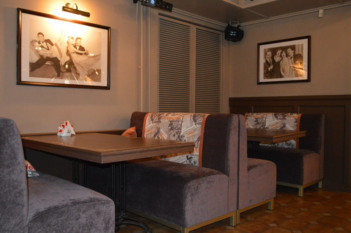 Основной зал — Ретрокафе Дежавю