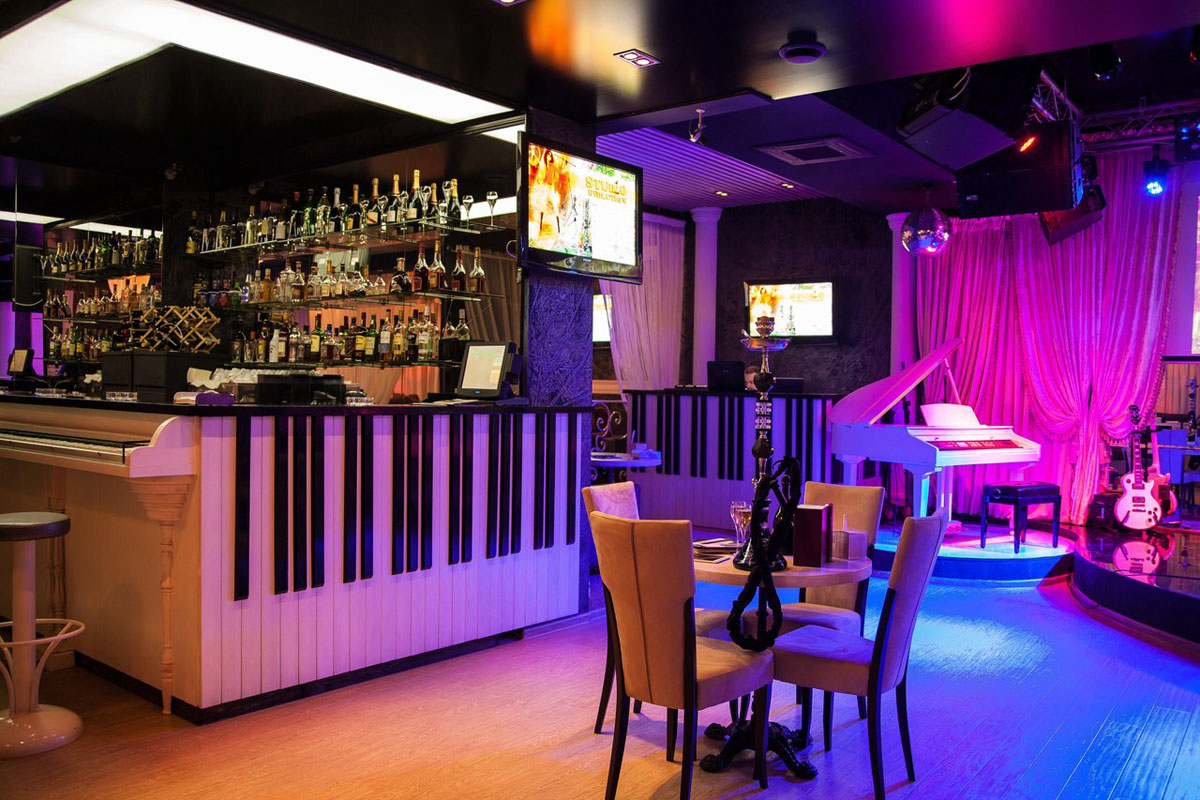 Основной зал — San Remo