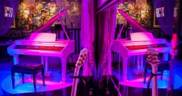 Основной зал