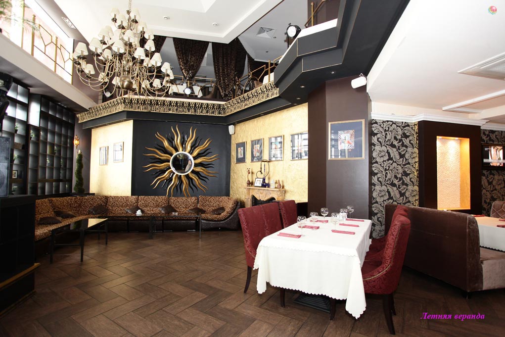 Зал на первом этаже — фото 9