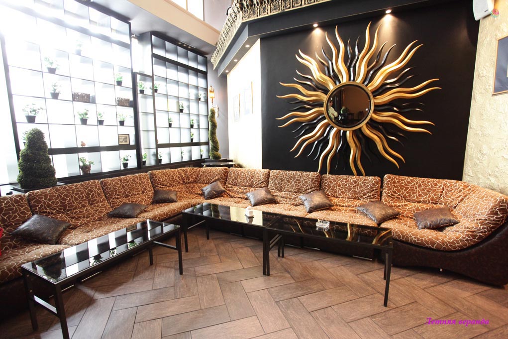 Зал на первом этаже — фото 12