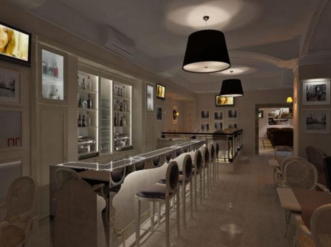 Основной зал — Ла-Плас