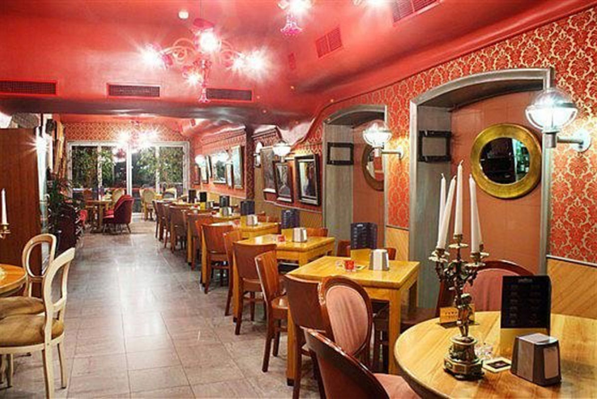 Основной зал