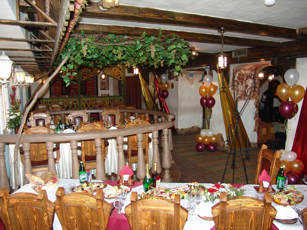 Основной зал — Генацвале