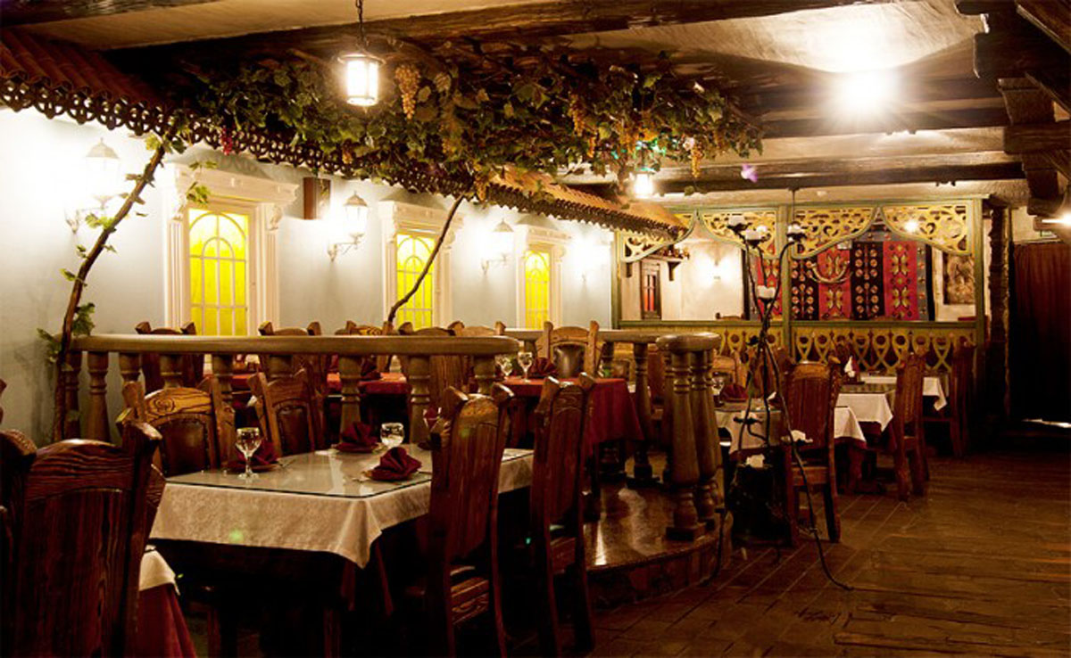 Основной зал — Генацвале