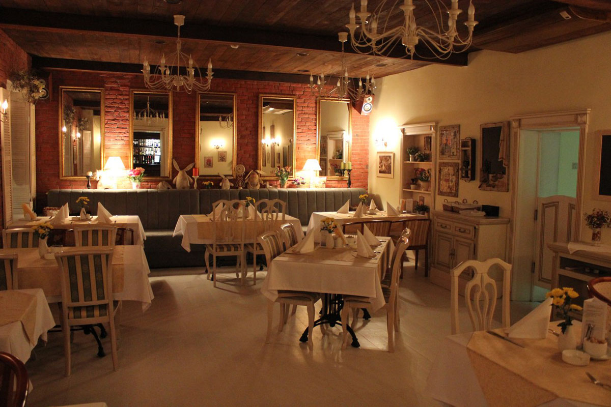 Основной зал — Francesco