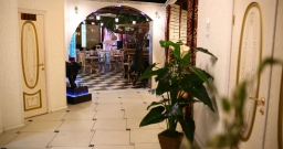 Основной зал