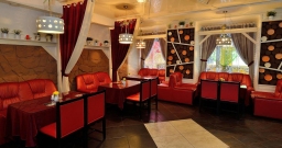 Основной зал — интерьер зала